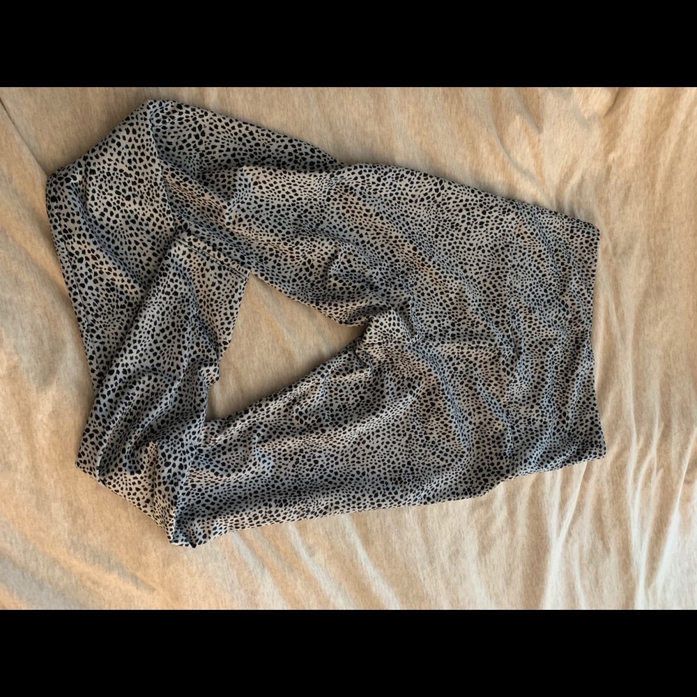 Snow leopard print leggings from sportchek